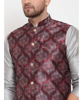 Men Silver & Maroon Kurta with Churidar & Printed Nehru Jacket 5