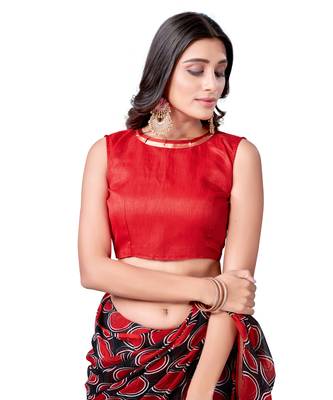 Red printed chiffon saree with blouse 5
