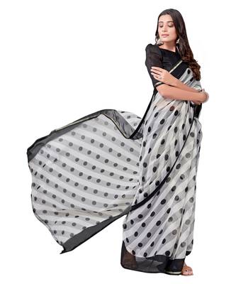 White printed chiffon saree with blouse 4