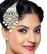 Cute  White Side Pasa