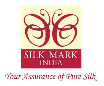 hand batik mulberry silk mark saree and blouse piece with silk mark 5