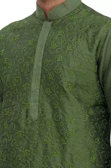 Green embroidered art silk kurta-pajama