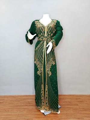 Dark Green Moroccan Kaftan With Sun-proof hijab 1