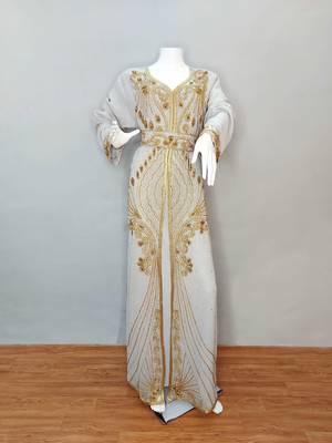Grey Moroccan Kaftan sun-proof hijab 1