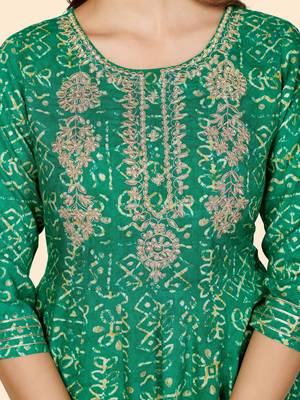Vbuyz Women's Printed & Embroidered Anarkali Rayon Turquoise Stitched Kurta 8