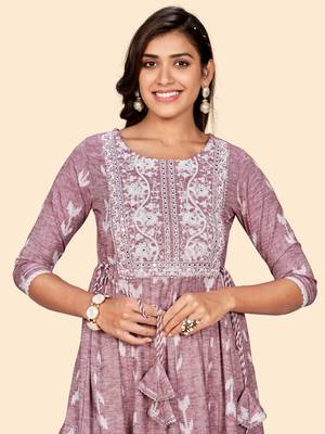 Vbuyz Women'S Embroidered Anarkali Cotton Blend Mauve Stitched Kurta 7