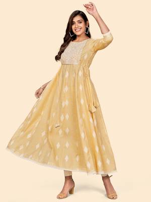 Vbuyz Women'S Embroidered Anarkali Cotton Blend Yellow Stitched Kurta 3
