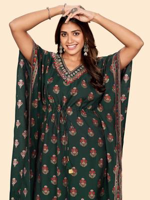 Vbuyz Women'S Embroidered & Mirror  Muslin Green Stitched Kaftan Kurta With Pant Set 7