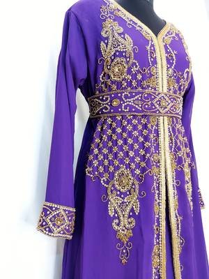 purple Moroccan Kaftan With Sun-proof hijab 3
