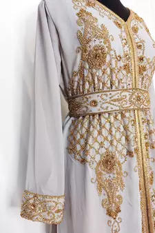 Grey Moroccan Kaftan sun-proof hijab