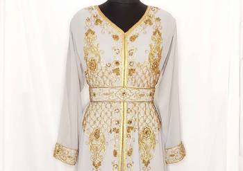 Grey Moroccan Kaftan sun-proof hijab 4