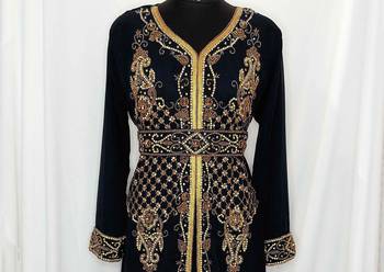 Black Moroccan Kaftan With Sun-proof hijab 2