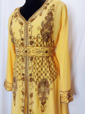 Yellow Moroccan Kaftan	With Sun-proof hijab 2