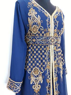 Navy blue Moroccan Kaftan With Sun-proof hijab 3