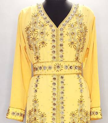 Yellow Moroccan Kaftan With Sun-proof hijab 2