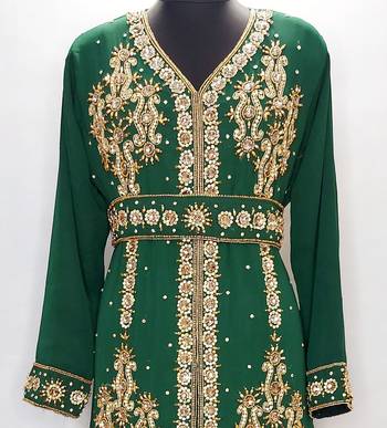 Dark Green Moroccan Kaftan With Sun-proof hijab 2