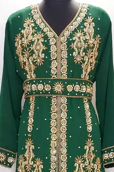 Dark Green Moroccan Kaftan With Sun-proof hijab