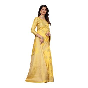 Yellow hand woven silk blend saree with blouse 2
