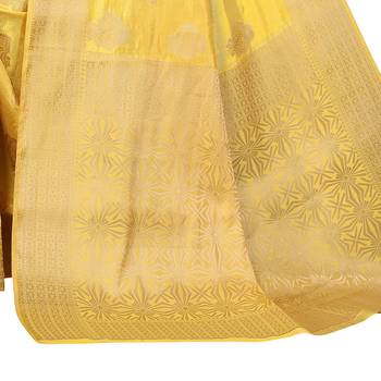 Yellow hand woven silk blend saree with blouse 4