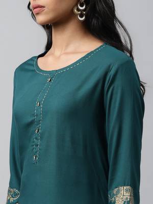 Green printed rayon kurta-suits 4