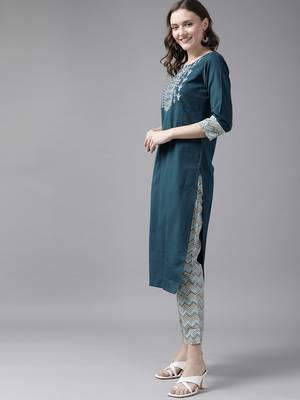 Green embroidered cotton kurta-suits 2