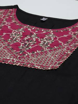 Black embroidered rayon kurta-suits 4