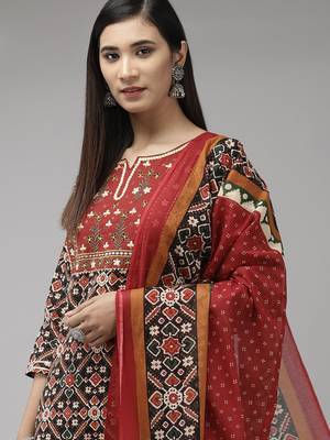 Red printed cotton kurta-suits 5