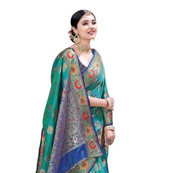 Green woven banarasi silk saree with blouse 3