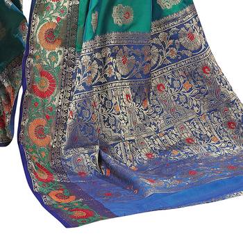 Green woven banarasi silk saree with blouse 4
