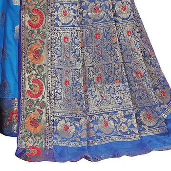 Blue woven banarasi silk saree with blouse 4