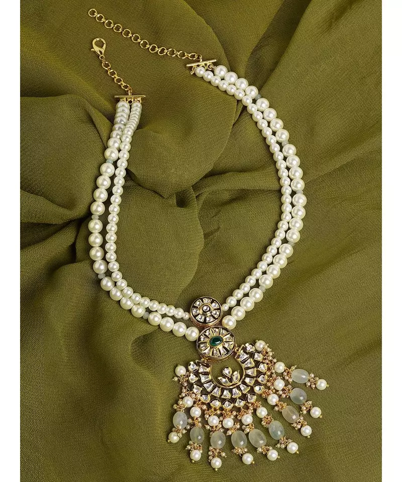 Green Onyx White and Gold Pearl Neckalce