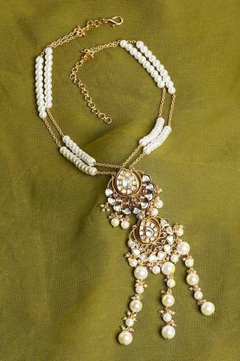 Layered Pendant White and Gold Necklace