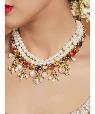Layered Navratna White and Gold Necklace 3