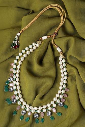 Jade Drops White and Gold Pearl Necklace