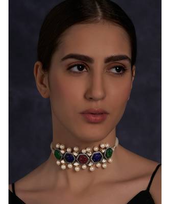 Multi Carved Stones Neckalce on Off White Silk Thread 2