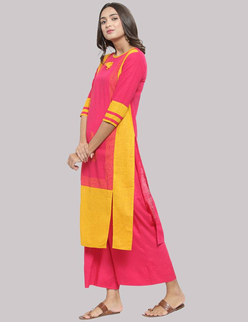 Pink Cotton printed QUARTER SLEEVE kurti