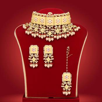 Cream necklace-sets 2