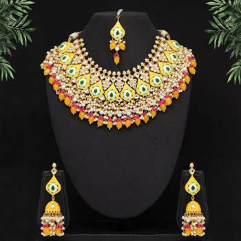 Yellow necklace-sets 1