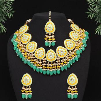 Yellow necklace-sets 2