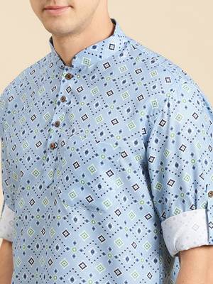 Sanwara Men Printed Cotton Rolled Up Sleeves Short Kurta PR_5 5