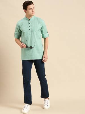 Sanwara Men Printed Cotton Rolled Up Sleeves Short Kurta PR_8 4