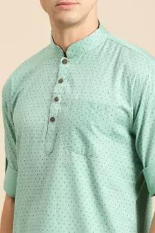 Sanwara Men Printed Cotton Rolled Up Sleeves Short Kurta PR_8