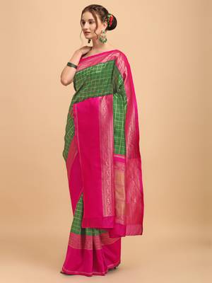Green & Pink banarasi silk Woven Design Banarasi Saree 1