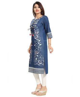Pristine Floral Printed Denim Kurti with Pom Pom and Bead Accessory 3