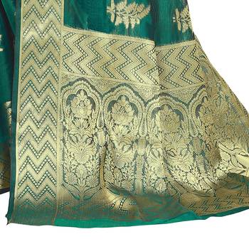 Green woven organza saree with blouse 4