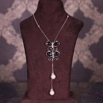 Grey necklaces 1