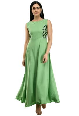 Green plain crepe maxi-dresses 1