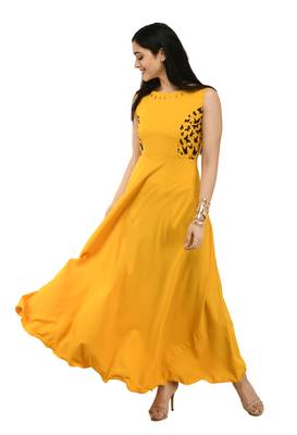 Yellow plain crepe maxi-dresses 3