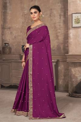 Purple Embroidered Silk Blend Saree With Blouse 2