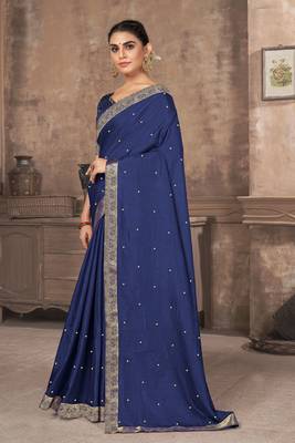 Dark Blue Embroidered Silk Blend Saree With Blouse 2